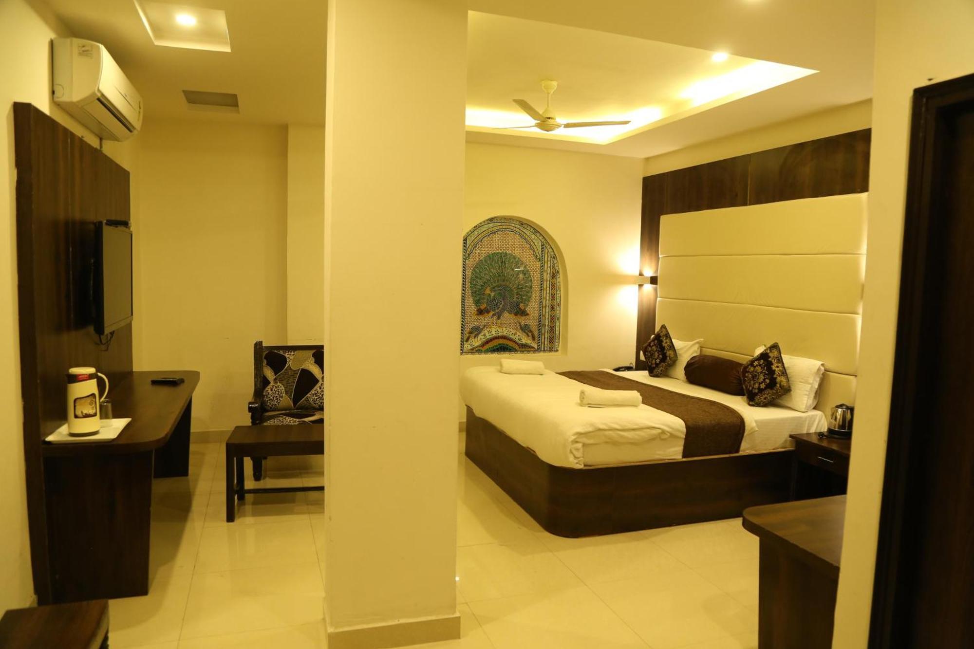 Hotel Krishna Palace 烏代浦 外观 照片