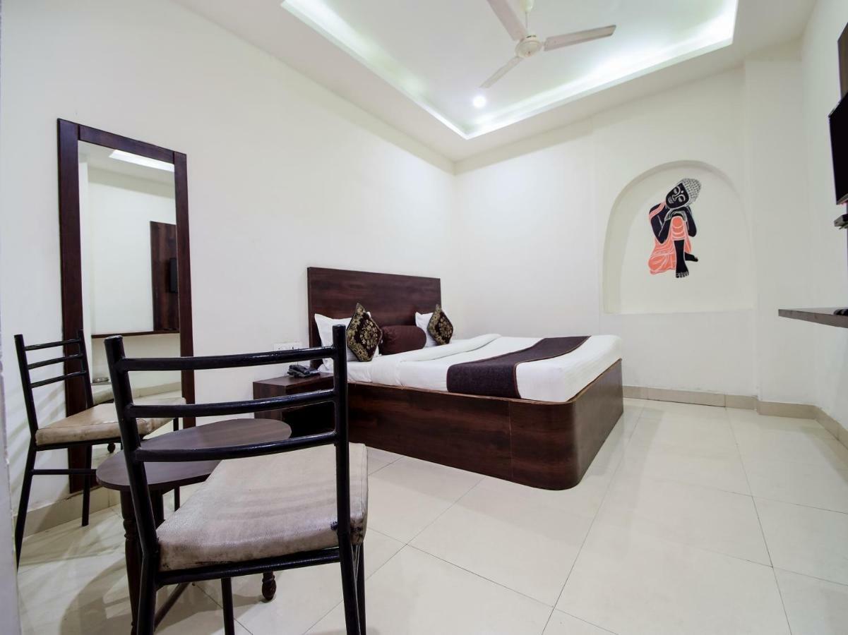 Hotel Krishna Palace 烏代浦 外观 照片