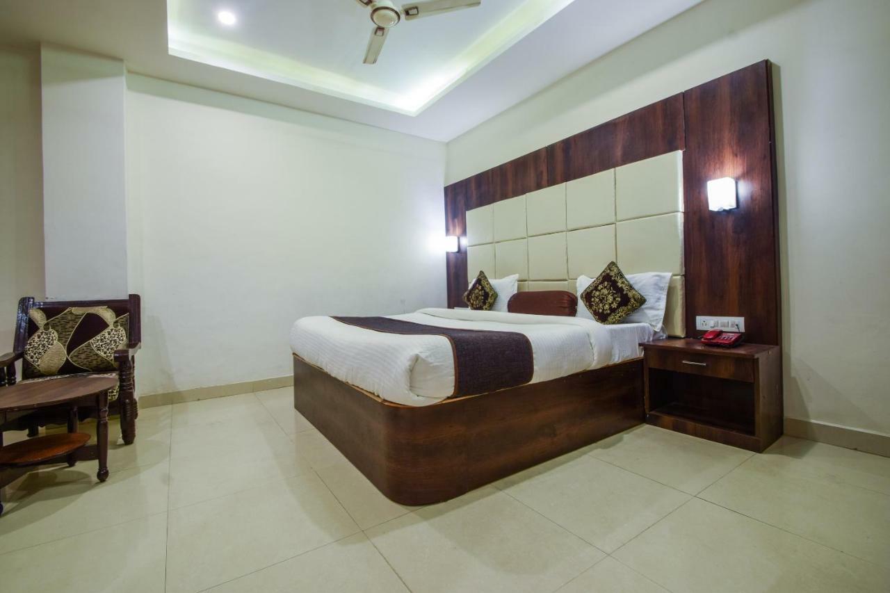 Hotel Krishna Palace 烏代浦 外观 照片
